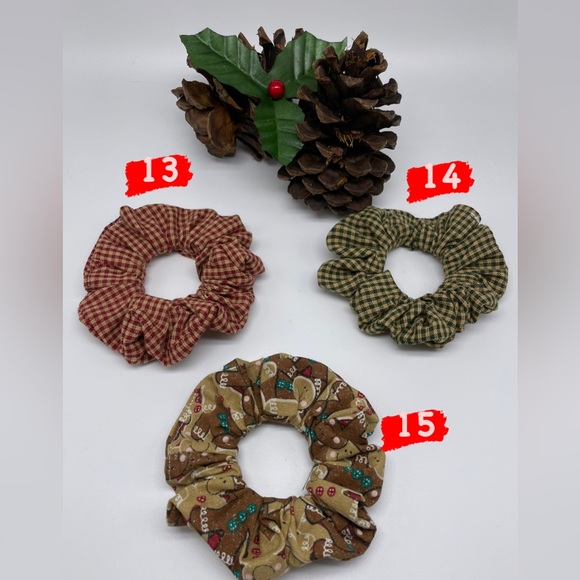 Set of 3 Christmas Inspired Scrunchies / Holiday Scrunchies - Picture 6 of 7
